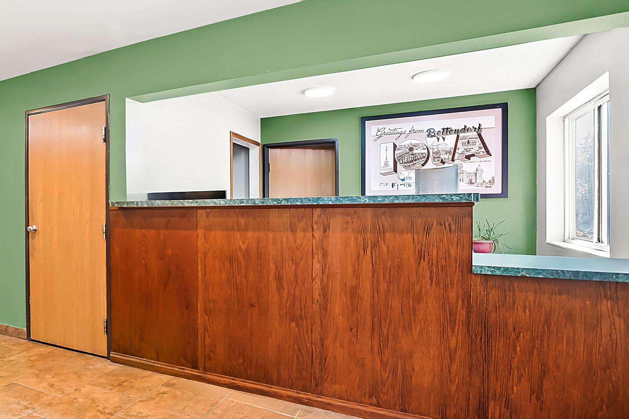 Surestay Plus Hotel By Best Western Bettendorf Eksteriør billede